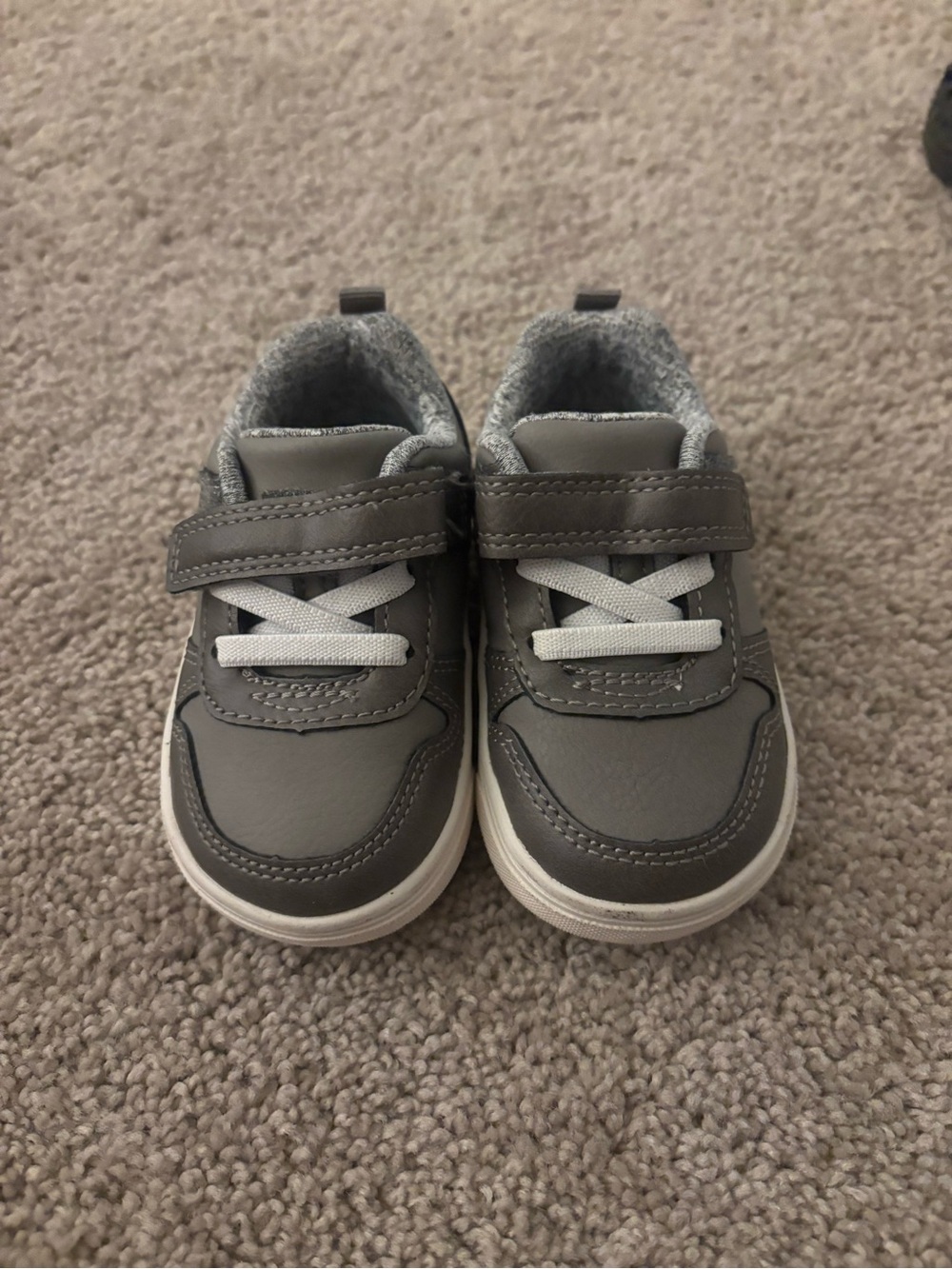 Cat & Jack Gray Toddler Hook-and-Loop Casual Sneakers